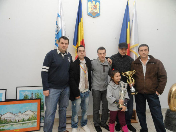 734540_486661774718231_1430723446_n - Premiere ASC Buftea 2012