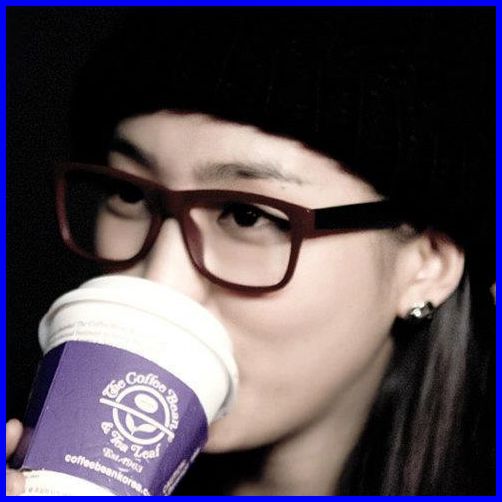 . Taec..ii duc eu cafeauaa.:))..*pleaca*
