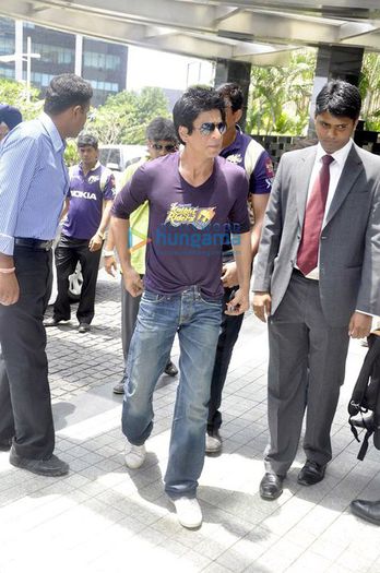  - Sharukh Khan snapped in his KKR