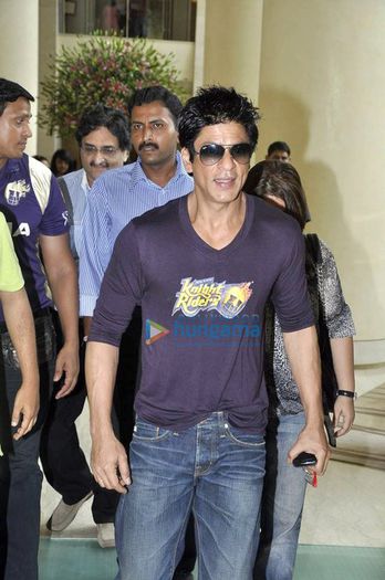  - Sharukh Khan snapped in his KKR