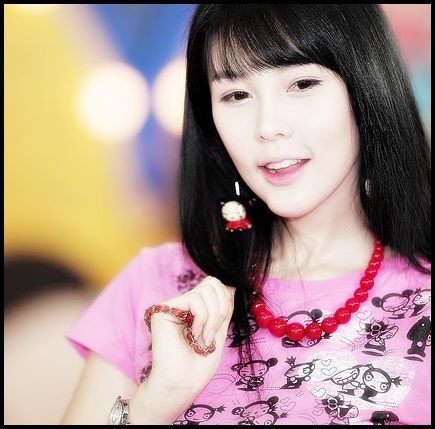 - Hey :-h