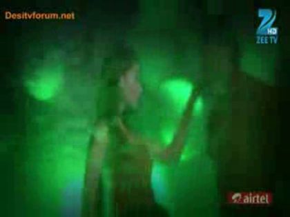 00_00_24 - B-Sara Khan  - Lat Lag Gayi and Ishq Shava