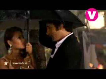 00_02_20 - Sara Khan in The Serial