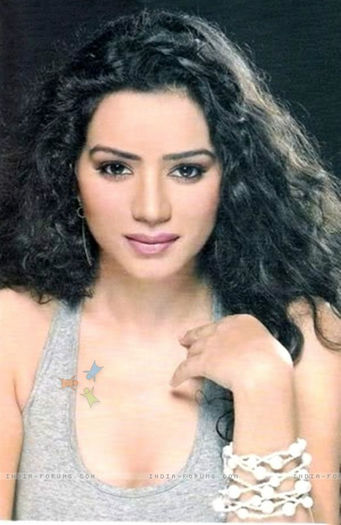 164323-sukirti-kandpal