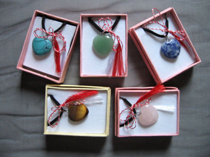 IMG_1060; 34Pietre semipretioase , snur piele
