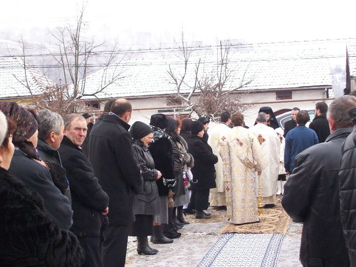 024 - Vizita pastorala in Parohia Voislova a  Preasfintitului Parinte Lucian