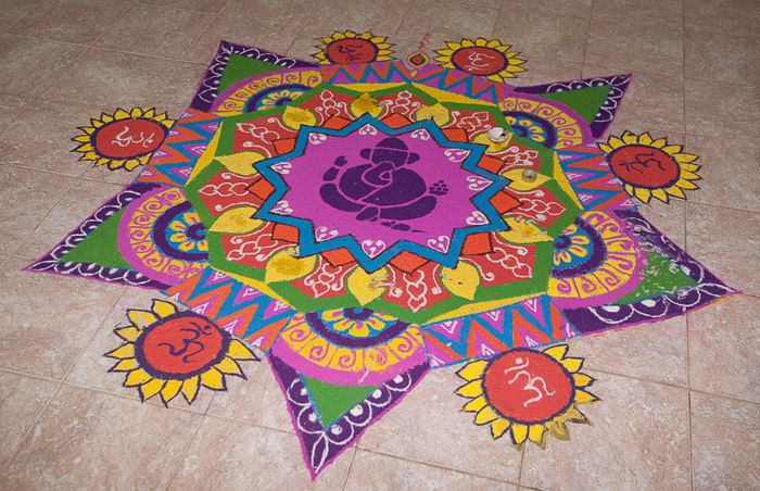 1352107018_diwali-rangoli-colorfull