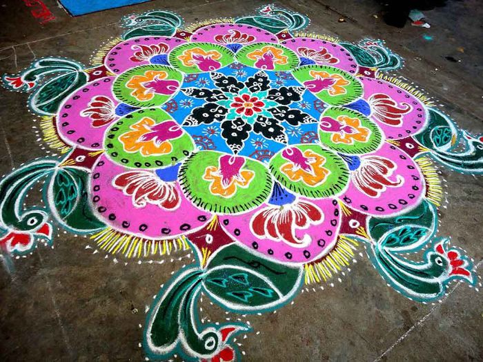 hens_rangoli