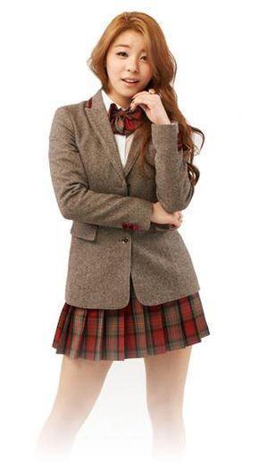 Ailee as Stefania - The crazy school 2