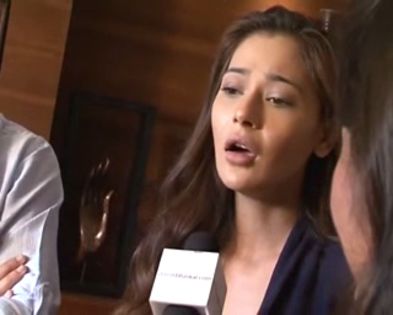 Sara Khan and Vikrant Massey from V the Serial 2013 (123)