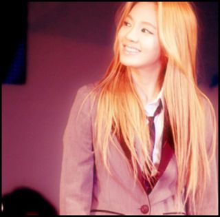 - |isi da o palma| Huoo mah..:-L Ca a trecut 2012 -_-