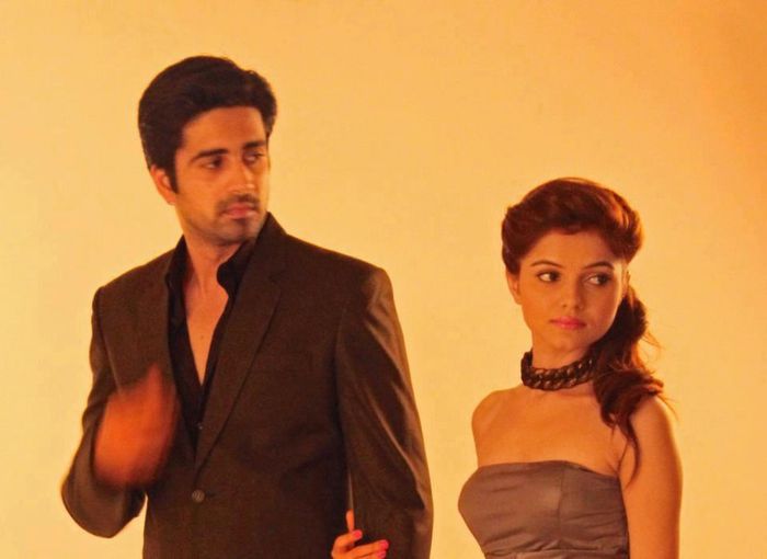 427176_309019055867375_1398911244_n