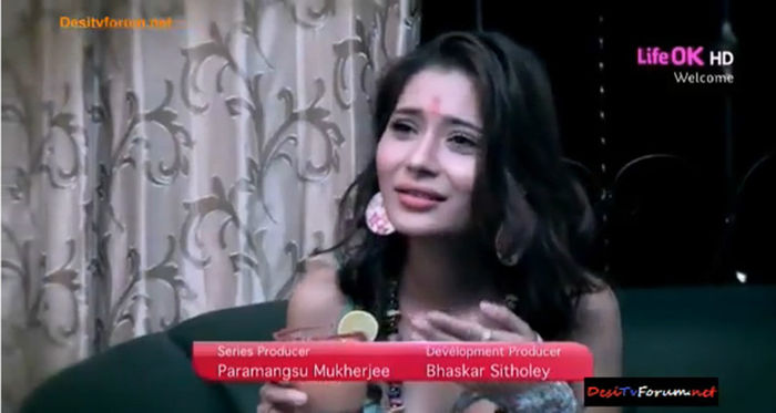 88-vert - SARA KHAN NEW PIC 8