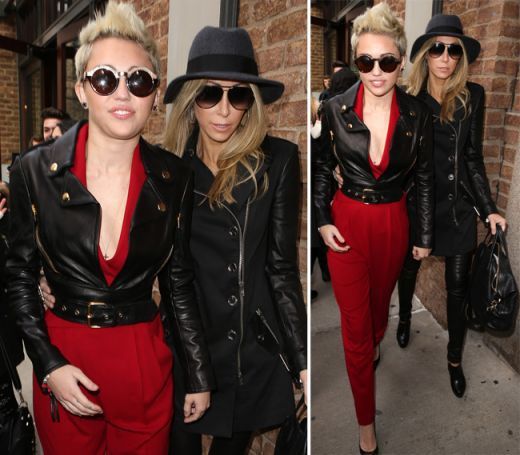 miley-cyrus-aparitie-riscanta-la-new-york-fashion-week-cu-un-decolteu-mult-prea-adanc_size14