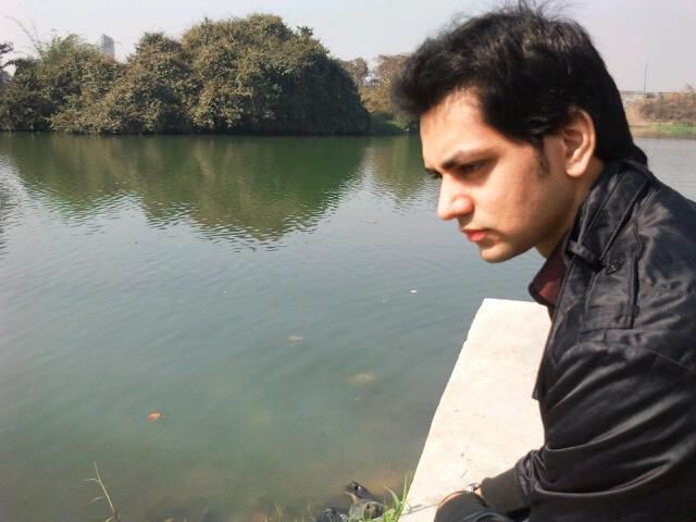 418350_286860518043047_2121315865_n