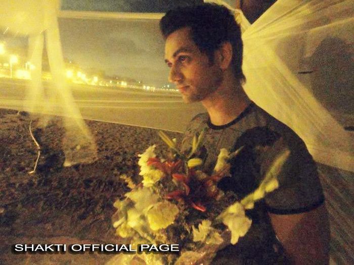 547189_400747186654379_997979739_n