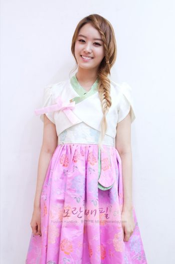 ji eun40