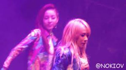 concert 21 - 2ne1 4