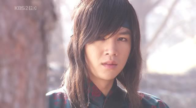 Majestate! Ar trebui sa va odihniti ! - Episodul 1