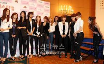 snsd and 2ne1