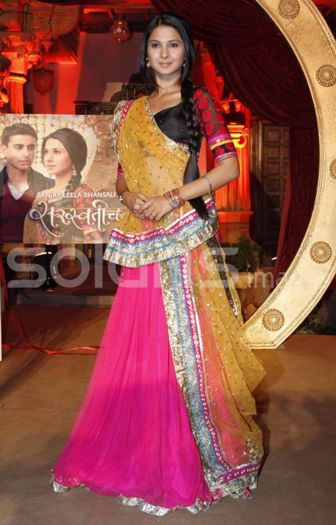 42 - jennifer winget12