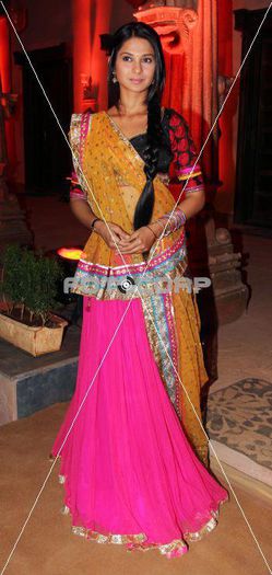 48 - jennifer winget12