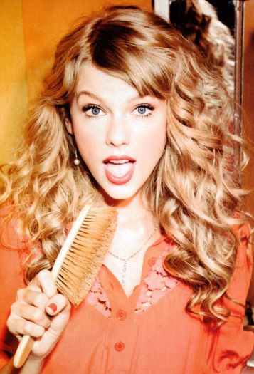 24 - Club Taylor Swift