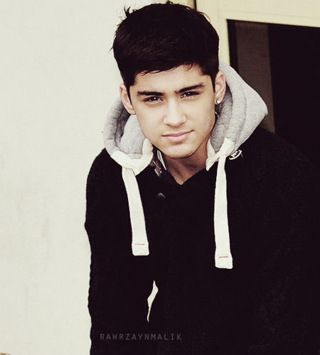 8 - Club Zayn Malik