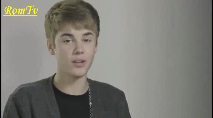 Saru'mana! nu va suparati, bluza aceea este din piele de camila?