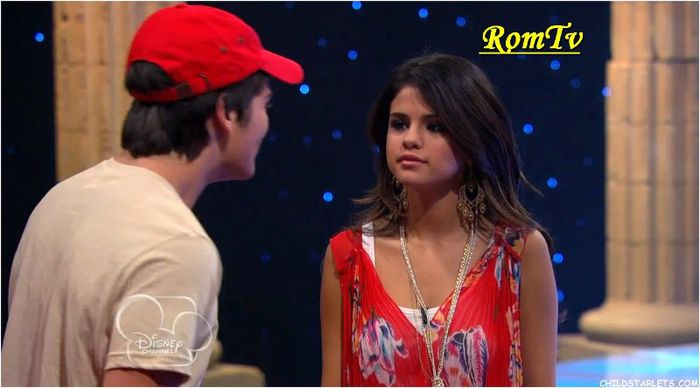 Ok, repeta dupa mine:I have one pencil