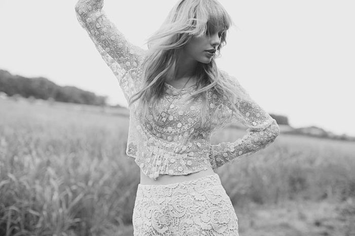 550229_10151150556550369_1796894588_n - Taylor Swift