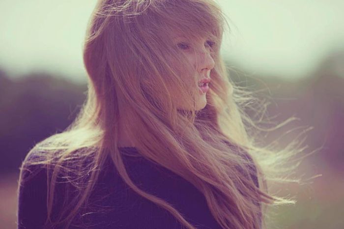 269845_10151150556470369_919628209_n - Taylor Swift