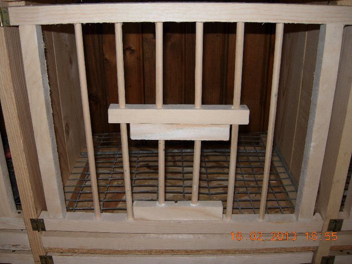 BOXA CU FATA INCHISA