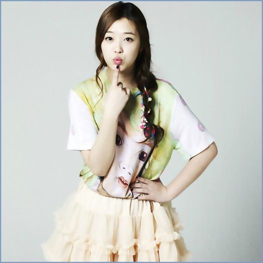 - Owkee,haii..;;) [pleaca]