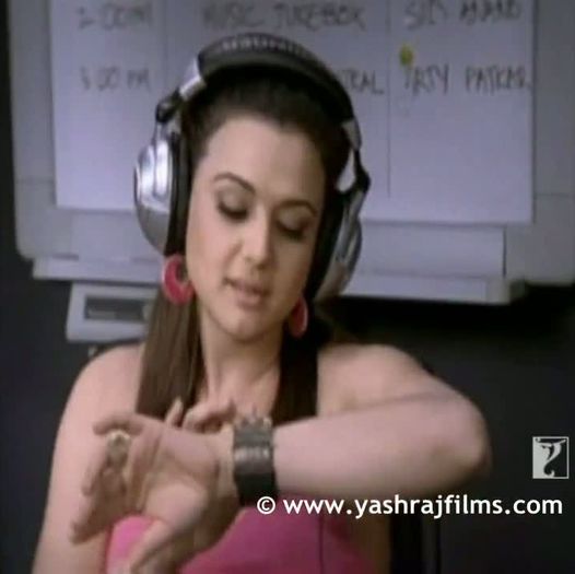 vlcsnap-00071 - xo - Filmari Salaam Namaste