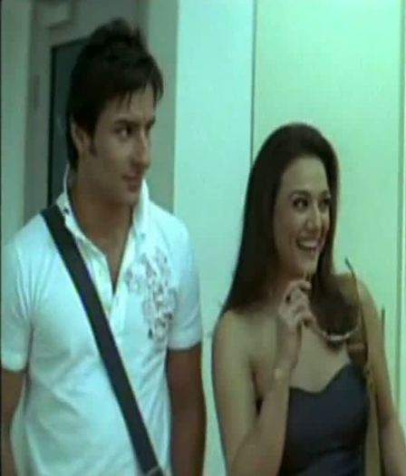 vlcsnap-00097 - xo - Filmari Salaam Namaste