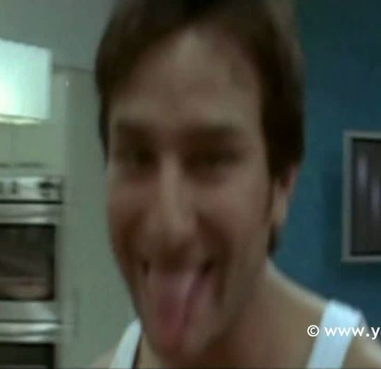 vlcsnap-00125 - xo - Filmari Salaam Namaste