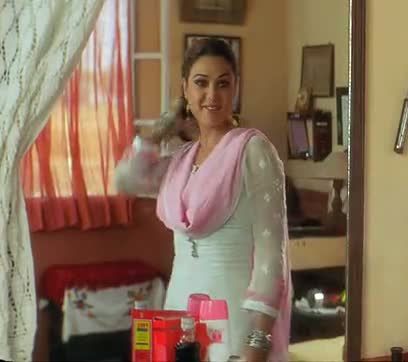 preity-zinta-veer-zaara-caps (14) - Preity Zinta 05