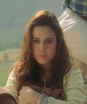 preity-zinta-veer-zaara-caps (20)
