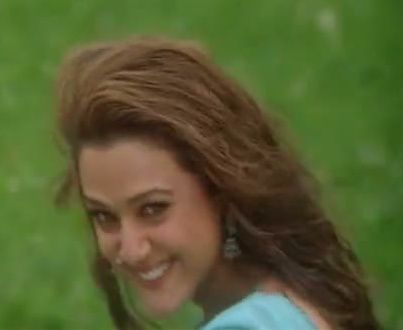 preity-zinta-veer-zaara-caps (27)