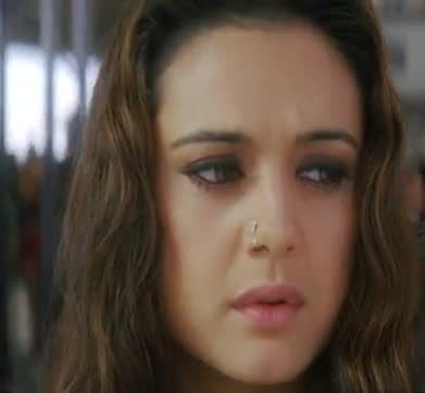 preity-zinta-veer-zaara-caps (34)