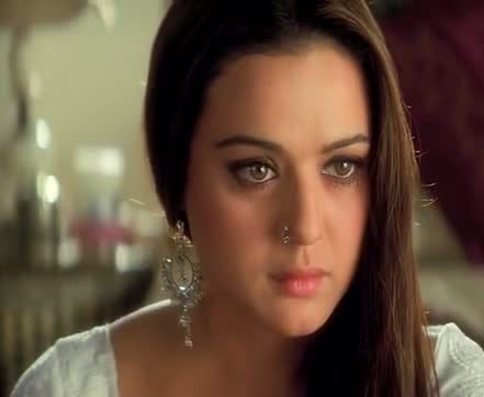 preity-zinta-veer-zaara-caps (39)