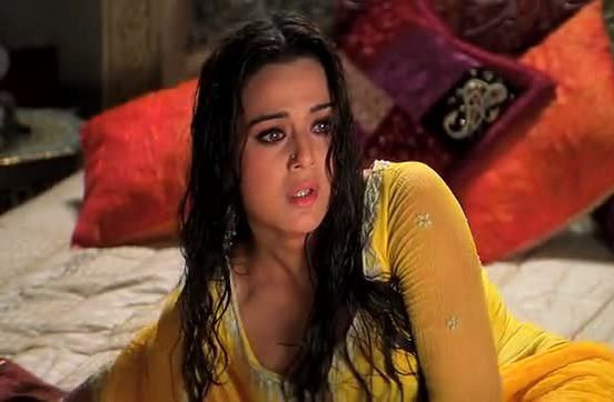 preity-zinta-veer-zaara-caps (42) - Preity Zinta 05