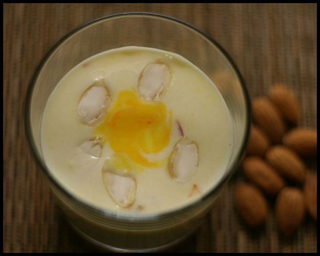 ● Badam Kheer ●; Badam Kheer este un desert minunat si foarte sanatos. Combinatia dintre lapte si migdale este excelenta si, dincolo de gustul bun, are si proprietati vindecatoare si de intarire a organismului. Poate
