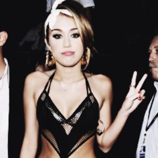 14 - 0x - Icons with Miley