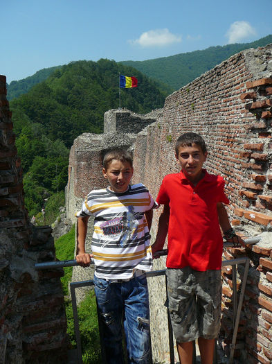 P1400399 - 2012 - Excursie_9_iunie