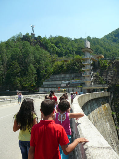 P1400463 - 2012 - Excursie_9_iunie