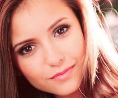 602390_385527188173290_1549599351_n_thumb - Nina Dobrev