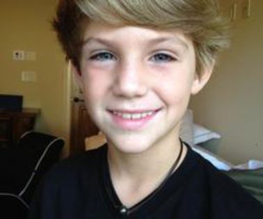 284708_466592570040285_702746766_n_thumb - MattyB