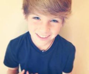 373976_487060901327999_1205660377_n_thumb - MattyB